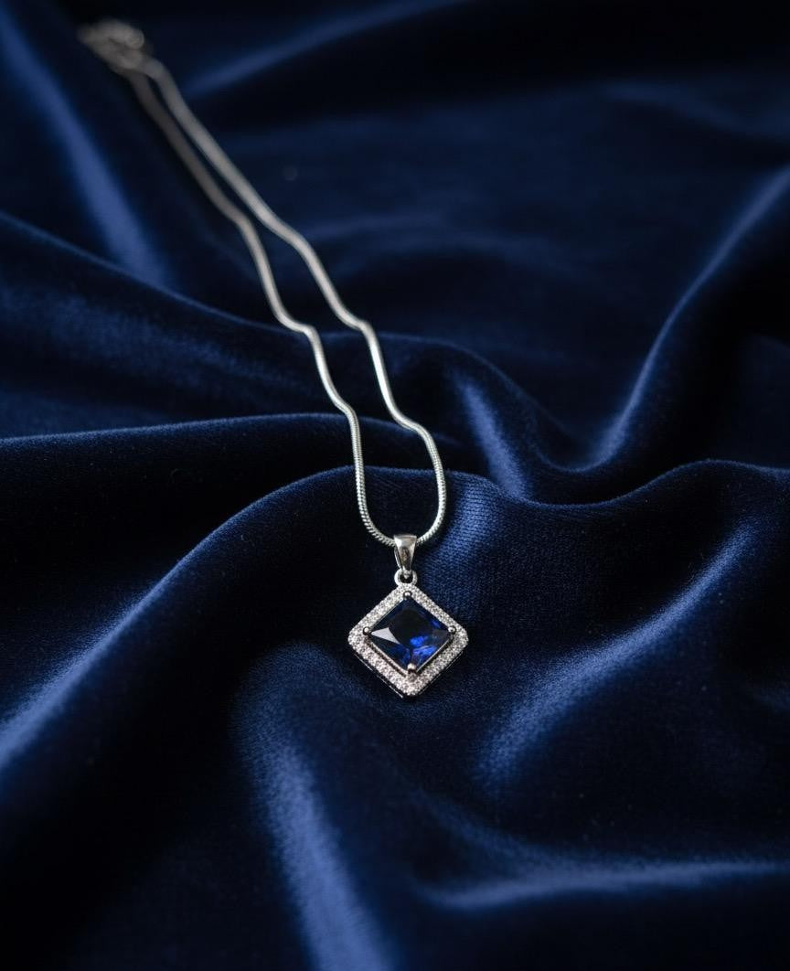 The Lapis Halo Set